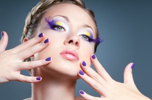 jak wykonać makijaż mineralny